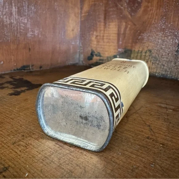 VTG Advertising Tin—Woodbury After Shave Powder - Picture 3 of 9